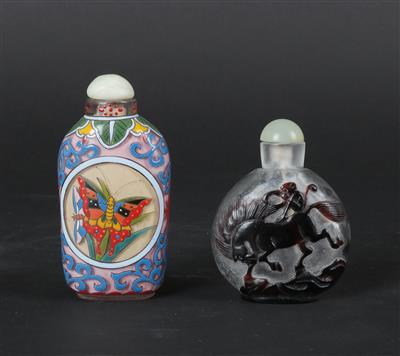 2 Snuff Bottles, - Antiquariato