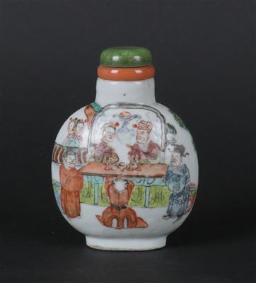 Famille rose Snuff Bottle, - Asiatische und islamische Kunst