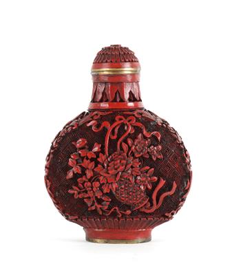 Rotlack Snuff Bottle, - Antiquariato