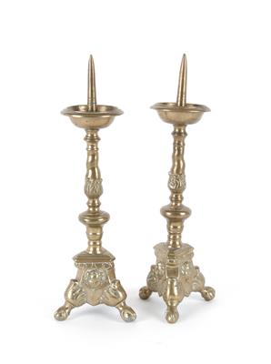 Paar barocke Kerzenleuchter, - Antiquitäten