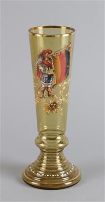 Pokal, bernsteinfarbiges Glas, - Antiquitäten