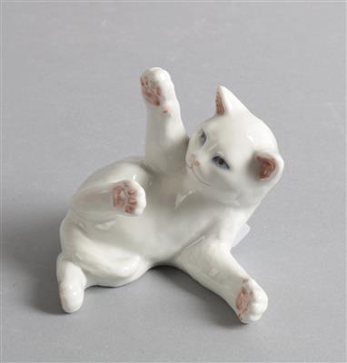 Spielende Katze, - Summer auction Antiques