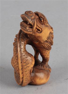 Netsuke eines Drachen, - Antiquitäten
