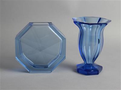 2 Vasen, - Glass, porcelain and ceramics