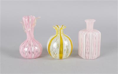3 italienische Vasen, - Vetro, porcellana e ceramica