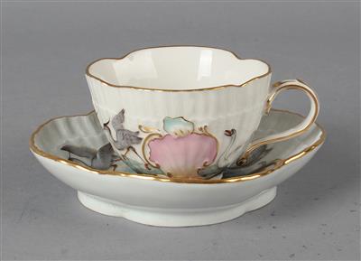 Meissen Tasse mit Untertasse, - Szkło, porcelana i ceramika