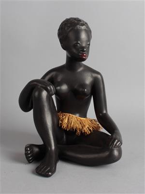Sitzende Schwarzafrikanerin, - Antiquitäten