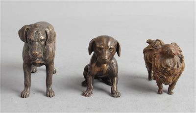 Labrador, Welpe und Zwergspitz, - Antiques