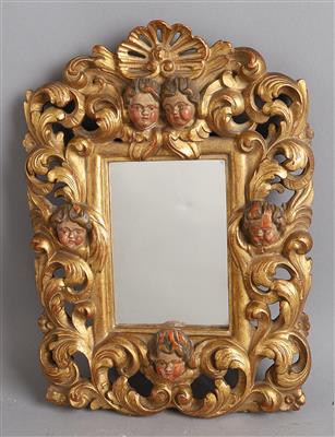 Kleiner Spiegelrahmen mit 5 Engelsköpfchen, - Antiques