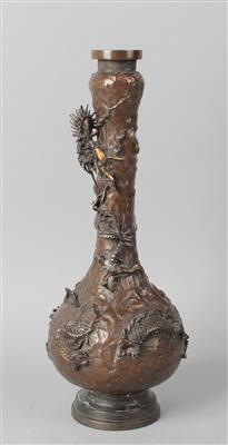 Bronzevase, - Antiquariato
