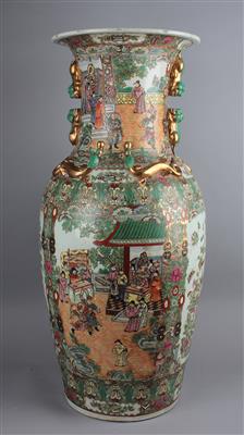 Paar Famille rose Vasen, - Antiquitäten