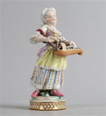 Drehleierspielerin, Kaiserliche Manufaktur, Wien 1847, - Antiquitäten
