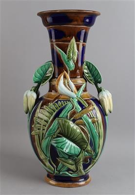 Vase, - Works of Art