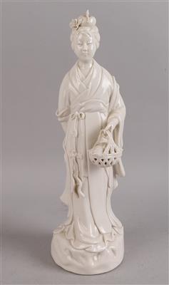 Blanc de chine Dame mit Korb, - Antiquariato