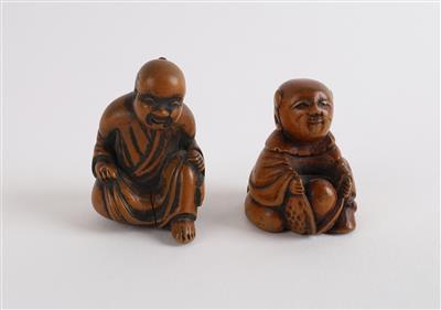 Zwei Holznetsuke, - Antiquitäten