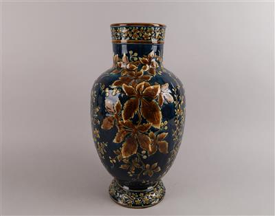 Vase, Schütz, Ende 19. Jh., - Works of Art