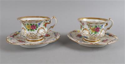 2 Tassen mit Untertassen, Kaiserliche Manufaktur, - Antiquitäten