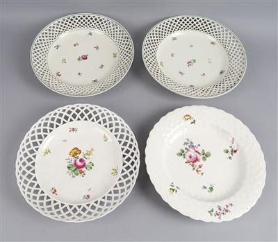 3 Gitterteller, 1 Teller, Kaiserl. Manufaktur, Wien, - Antiques