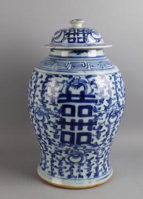 Blau-weiße Deckelvase, - Antiquariato