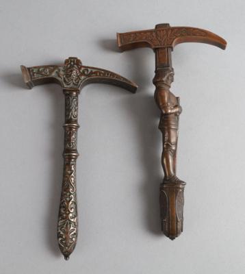 Zwei Zeremonie Hammer, - Antiquariato