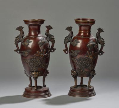 Paar Bronzevasen, Japan, Meiji Zeit, - Antiquitäten