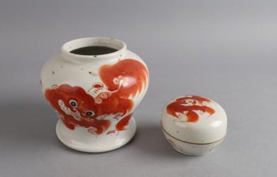Vase, Deckeldose, China, anf. 20. Jh., - Starožitnosti
