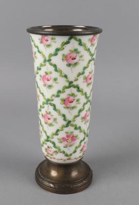 Vase mit französischer Silbermontierung, - Antiquitäten