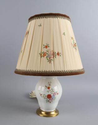 Kleine Tischlampe, Wiener Porzellanmanufaktur Augarten, - Antiquitäten