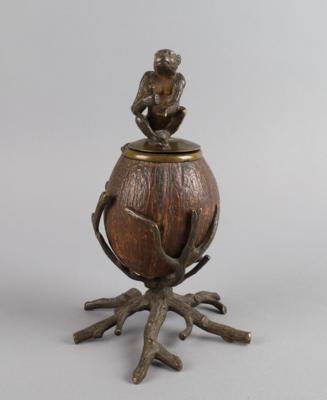 Kokosnuss-Tintenfass mit sitzendem Affen, Ende 19. Jh. - Works of Art