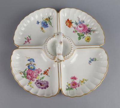 Kabarettschale mit Blumendekor, Meissen 1924-1934, - Starožitnosti