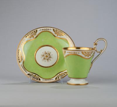 Tasse mit Untertasse, Kaiserliche Manufaktur, Wien 1810/11, - Antiquitäten