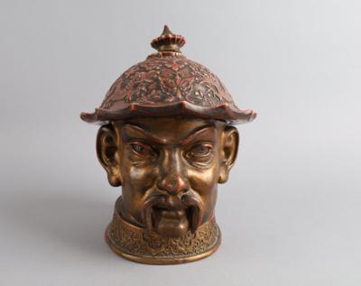 Tabakdose in Form eines Chinesenkopfes mit Hut, - Antiquitäten