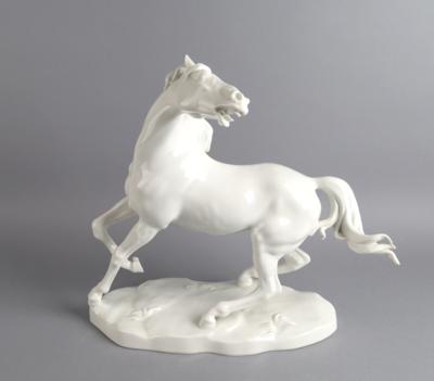 Scheuendes Pferd, Wiener Porzellanmanufaktur Augarten, - Antiquariato