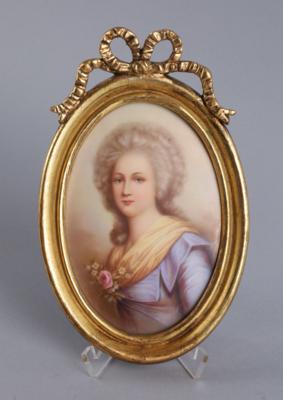 Ovales Porzellanbild mit Damenporträt, - Starožitnosti