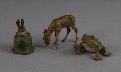 3 Wiener Bronzen: Frosch, Hase im Kohl, Reh, - Starožitnosti
