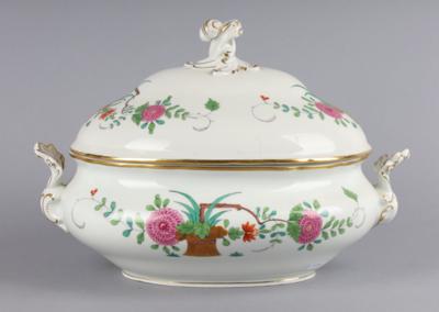 Meissen Deckelterrine, - Antiquariato