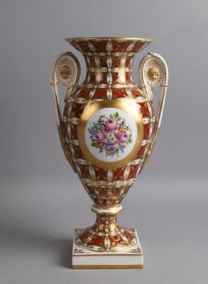 Henkelvase, Sächsische Porzellanmanufaktur Dresden, - Antiquitäten