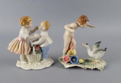 Mädchen mit Ente und Kinderpaar, Porzellanfabrik Karl Ens, Rudolstadt, Volkstedt - Antiquariato