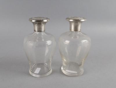 Paar Parfumflakons mit Rosendekor, Württembergische Metallwarenfabrik (WMF), Geislingen, um 1900 - Antiquitäten