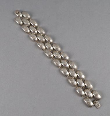 Gliederarmband aus Silber mit Floraldekor, Friedrich Lyon, Wien, ab Mai 1922 - Antiquariato