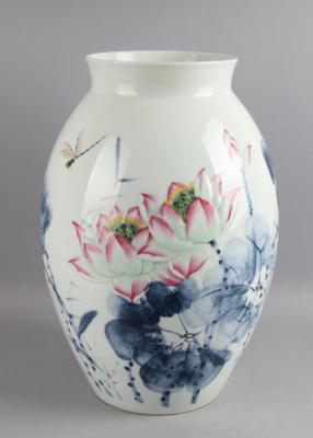 Vase, China, 20./21. Jh., - Works of Art