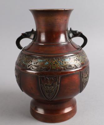 Champlevé Vase, Japan, 20. Jh., - Antiquitäten