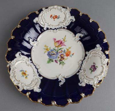 Prunkteller mit Blumenbukett, Meissen 1955 - Works of Art