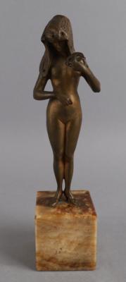 Weiblicher Akt mit Maske aus Bronze, Entwurf: um 1900 - Works of Art