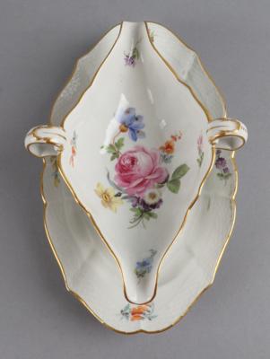 Meissen Sauciere mit fixem Untersatz, - Antiquariato