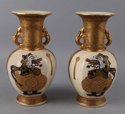 Paar Satsuma Vasen, Japan, Meiji Periode, - Antiquitäten