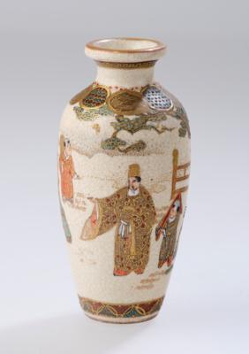 Kleine Satsuma Vase, Japan, Meiji Periode, - Works of Art