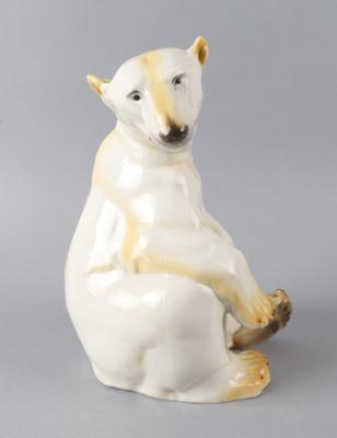 Willy Zügel (Deutschland 1876-1950), Sitzender Eisbär, Entwurf: 1913, Ausführung: Porzellanmanufaktur Nymphenburg - Antiquitäten