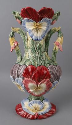 Henkelvase mit Stiefmütterchendekor, Eichwald, um 1900 - Works of Art