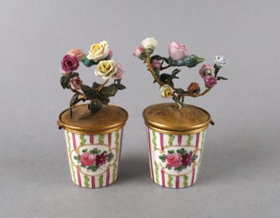 Paar Tintenfässer in Form von Miniatur-Blumenstöcken, - Works of Art